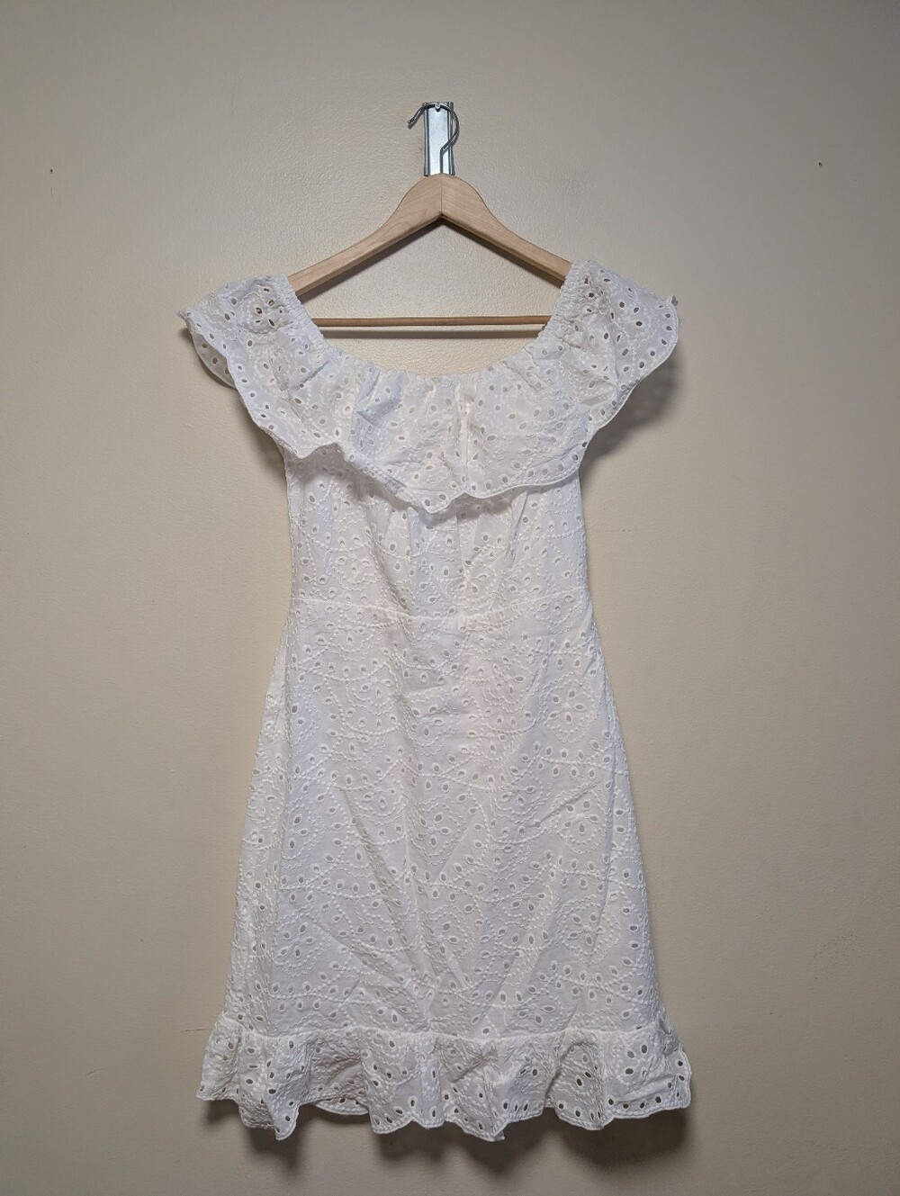 Express White Eyelet Off Shoulder Dress Size Small Ruffle Cottagecore Mini